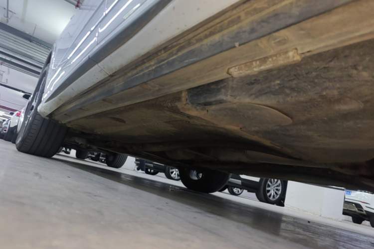 Used Audi Q3 Sportback 2020 40 TFSI Fashion Model Left Side Sill
