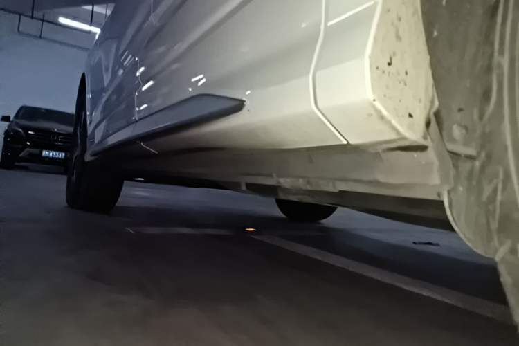 Used Audi Q3 Sportback 2020 40 TFSI Fashion Model Left Side Sill