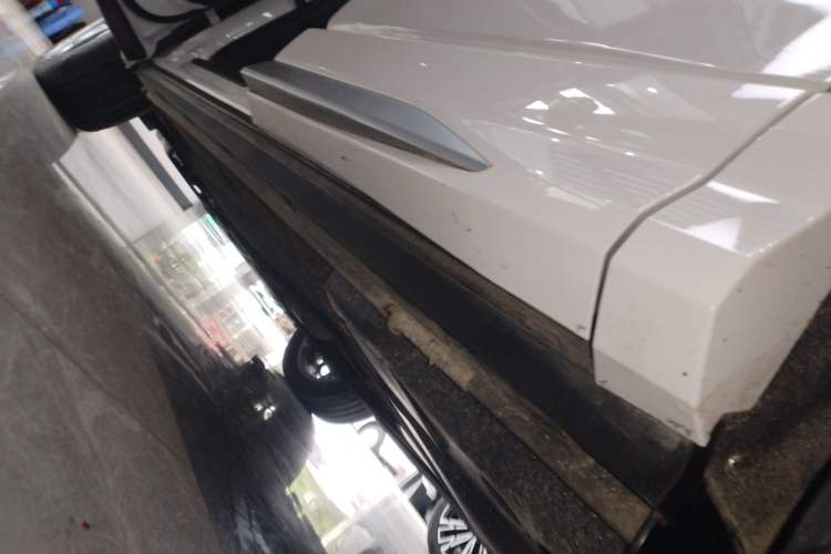 Used Audi Q3 Sportback 2020 40 TFSI Fashion Model Left Side Sill