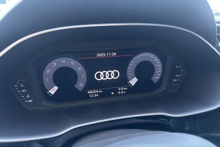 Used Audi Q3 Sportback 2020 40 TFSI Fashion Model Odometer Close Up