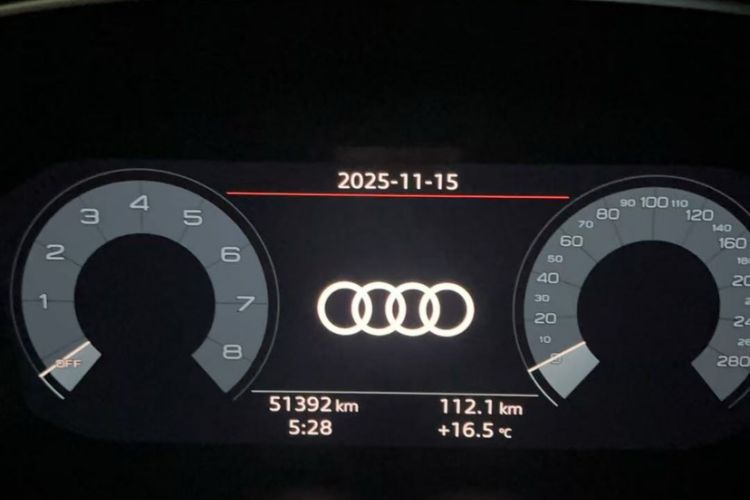 Used Audi Q3 Sportback 2020 40 TFSI Fashion Model Odometer Close Up