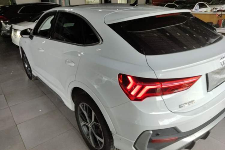 Used Audi Q3 Sportback 2020 40 TFSI Fashion Model Rear Left 45 Deg