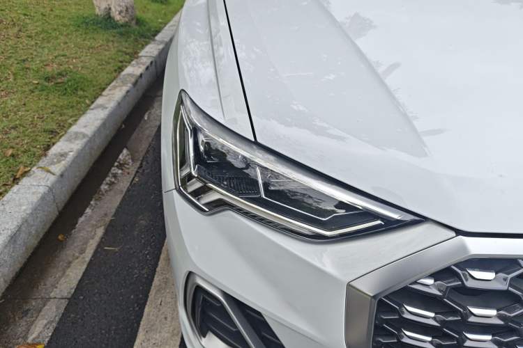 Used Audi Q3 Sportback 2020 40 TFSI Fashion Model Right Front Headlight