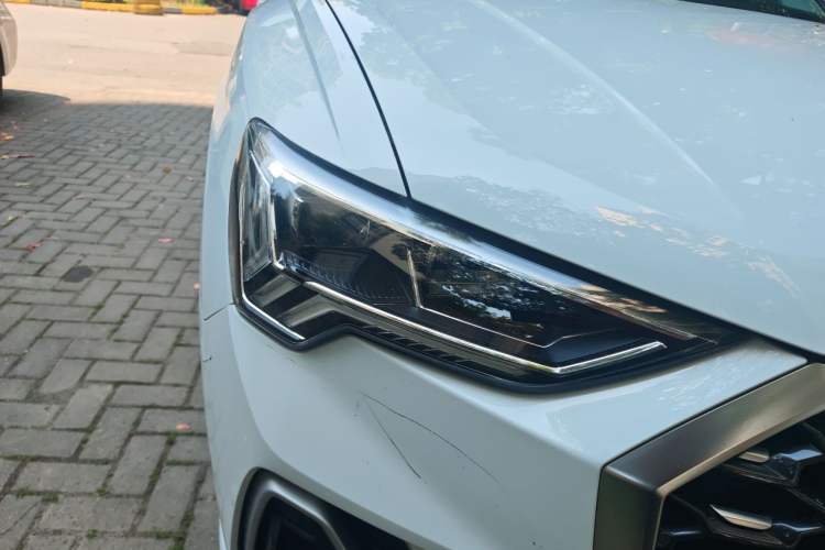 Used Audi Q3 Sportback 2020 40 TFSI Fashion Model Right Front Headlight