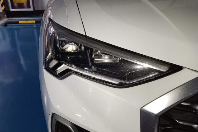 Used Audi Q3 Sportback 2020 40 TFSI Fashion Model Right Front Headlight