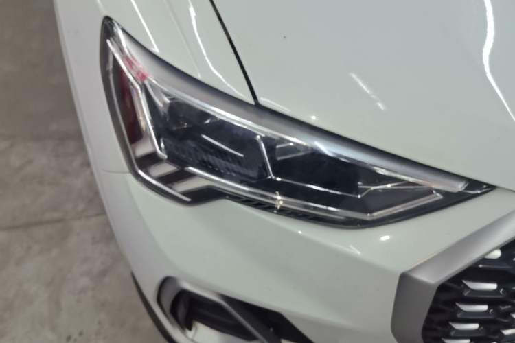 Used Audi Q3 Sportback 2020 40 TFSI Fashion Model Right Front Headlight