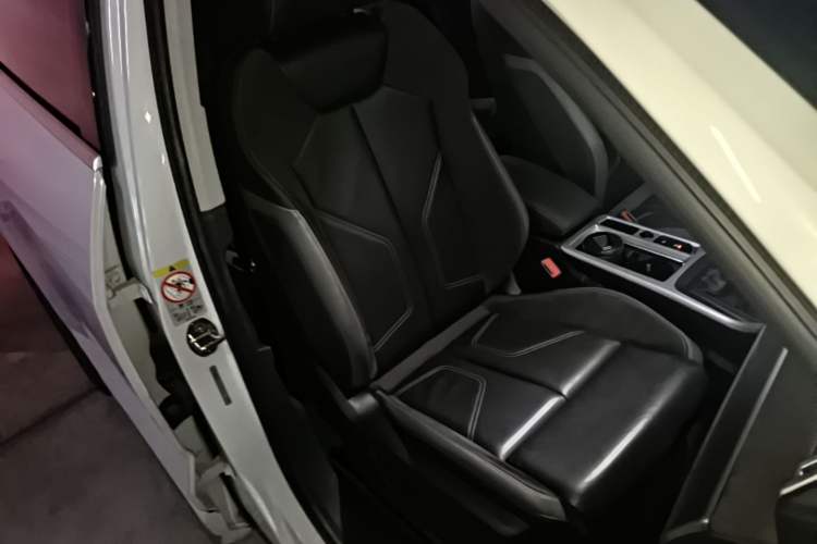 Used Audi Q3 Sportback 2020 40 TFSI Fashion Model Right Front Seat