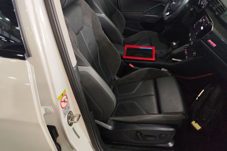 Used Audi Q3 Sportback 2020 45 TFSI quattro Fashion Edition Right Front Seat