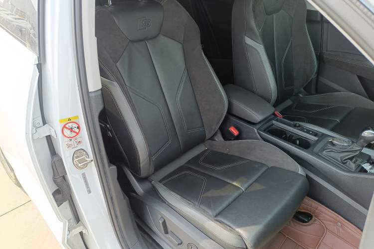 Used Audi Q3 Sportback 2020 40 TFSI Fashion Model Right Front Seat