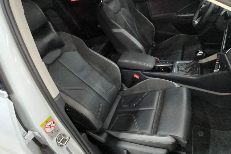 Used Audi Q3 Sportback 2020 40 TFSI Fashion Model Right Front Seat