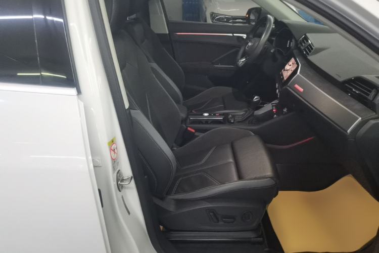 Used Audi Q3 Sportback 2020 45 TFSI quattro Fashion Edition Right Front Seat