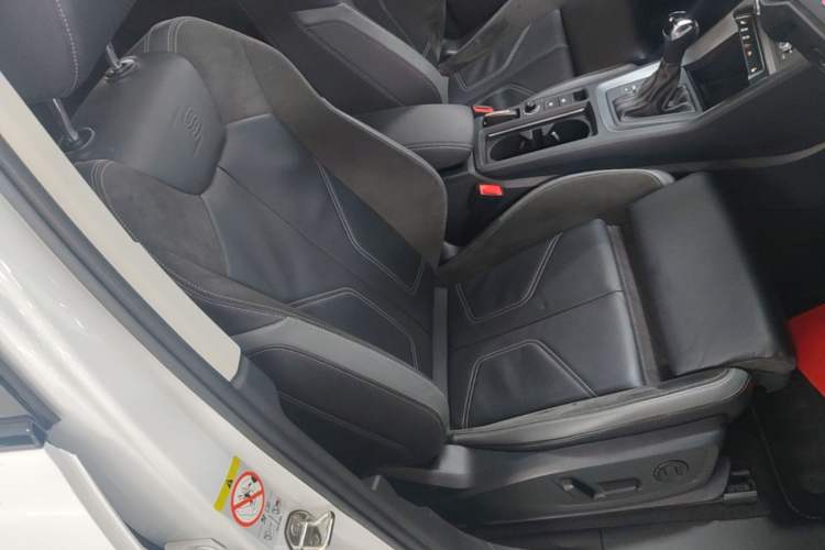 Used Audi Q3 Sportback 2020 40 TFSI Fashion Model Right Front Seat