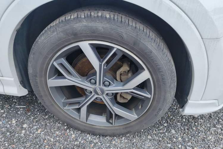 Used Audi Q3 Sportback 2020 40 TFSI Fashion Model Right Front Wheel Hub