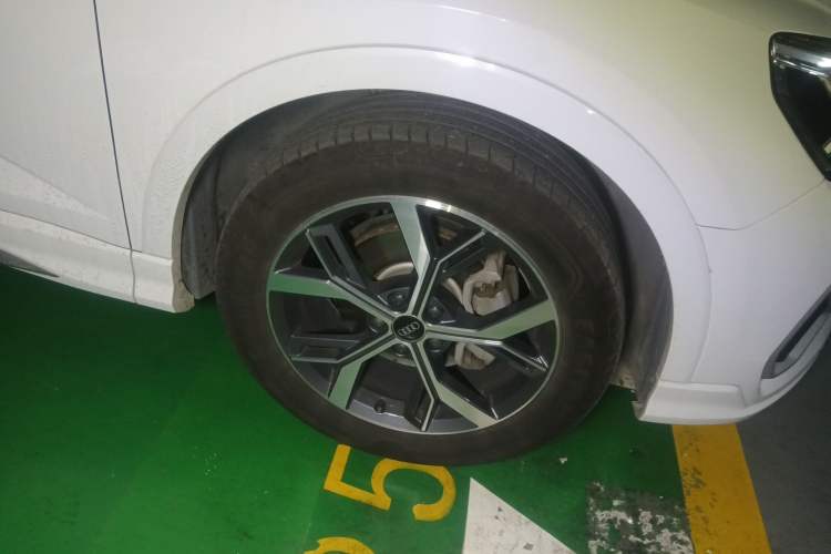 Used Audi Q3 Sportback 2020 40 TFSI Fashion Model Right Front Wheel Hub