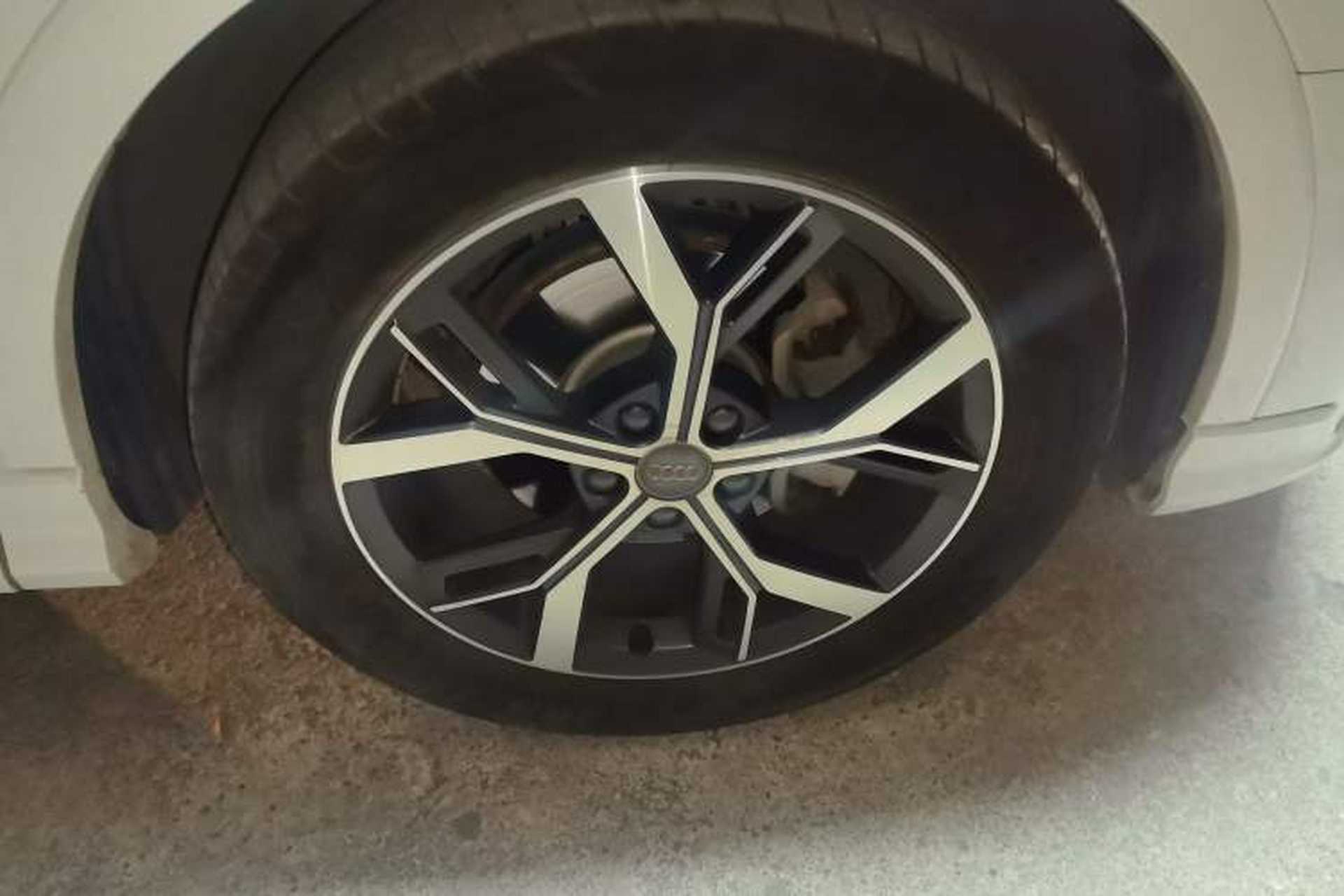 Used Audi Q3 Sportback 2020 40 TFSI Fashion Model Right Front Wheel Hub