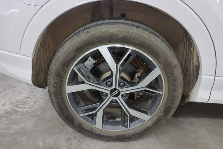 Used Audi Q3 Sportback 2020 40 TFSI Fashion Model Right Rear Wheel Hub