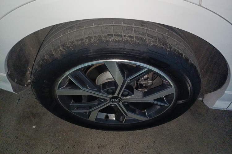 Used Audi Q3 Sportback 2020 40 TFSI Fashion Model Right Rear Wheel Hub