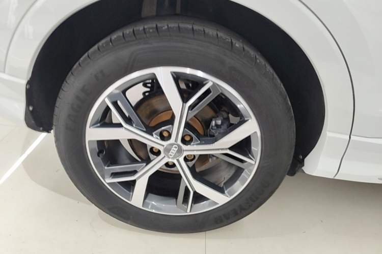 Used Audi Q3 Sportback 2020 40 TFSI Fashion Model Right Rear Wheel Hub