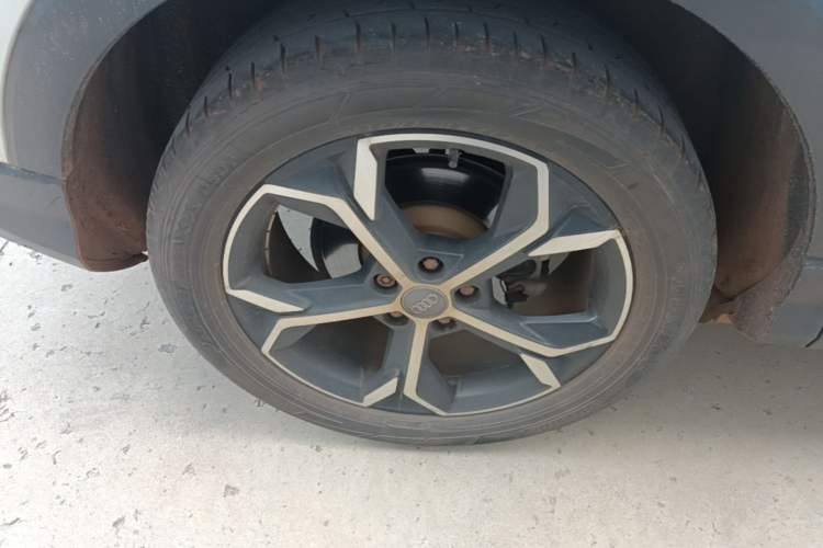 Used Audi Q3 Sportback 2020 45 TFSI quattro Fashion Edition Right Rear Wheel Hub
