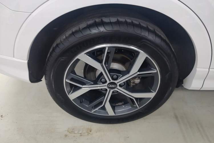 Used Audi Q3 Sportback 2020 40 TFSI Fashion Model Right Rear Wheel Hub