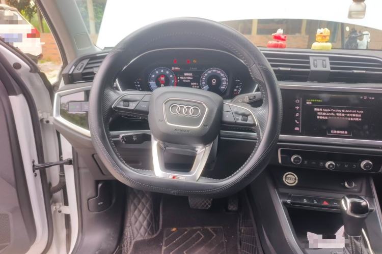 Used Audi Q3 Sportback 2020 40 TFSI Fashion Model Steering Wheel