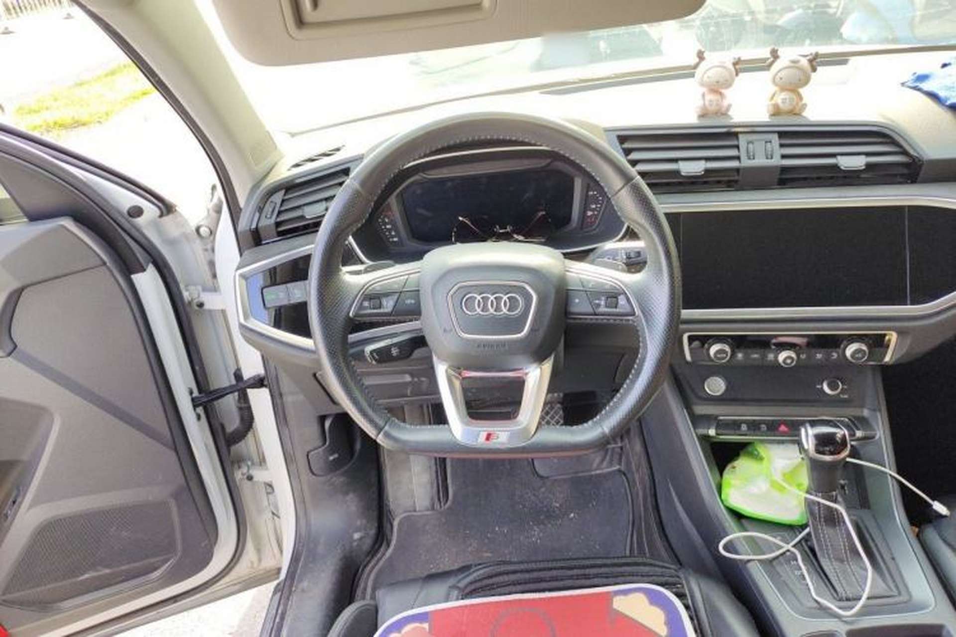 Used Audi Q3 Sportback 2020 40 TFSI Fashion Model Steering Wheel