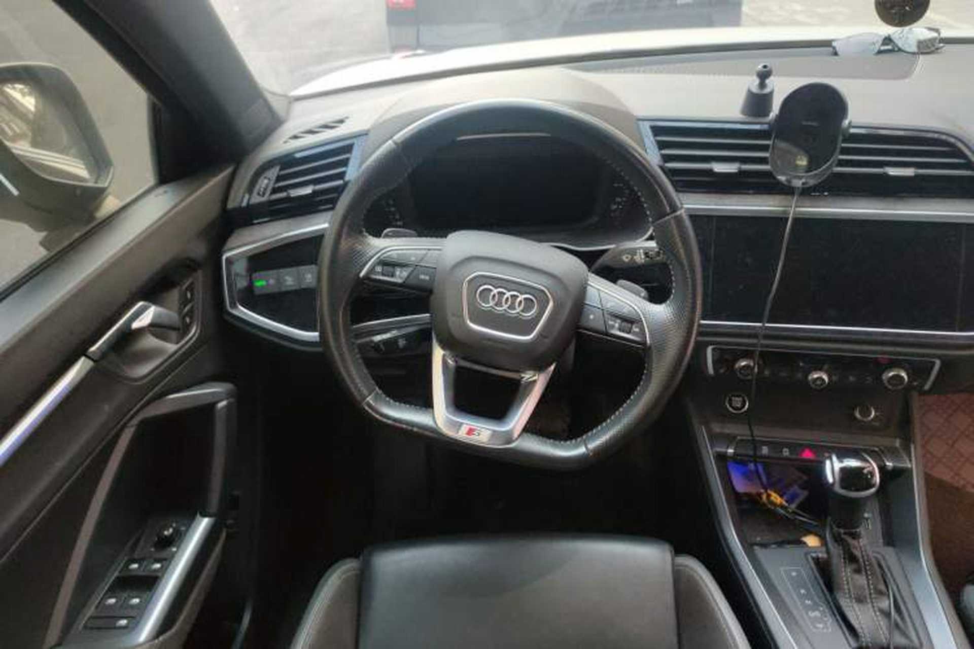 Used Audi Q3 Sportback 2020 40 TFSI Fashion Model Steering Wheel