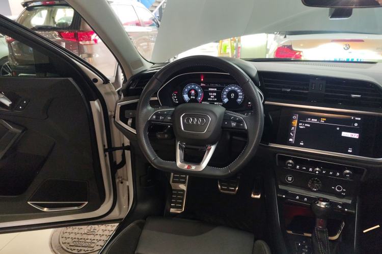 Used Audi Q3 Sportback 2020 45 TFSI quattro Fashion Edition Steering Wheel