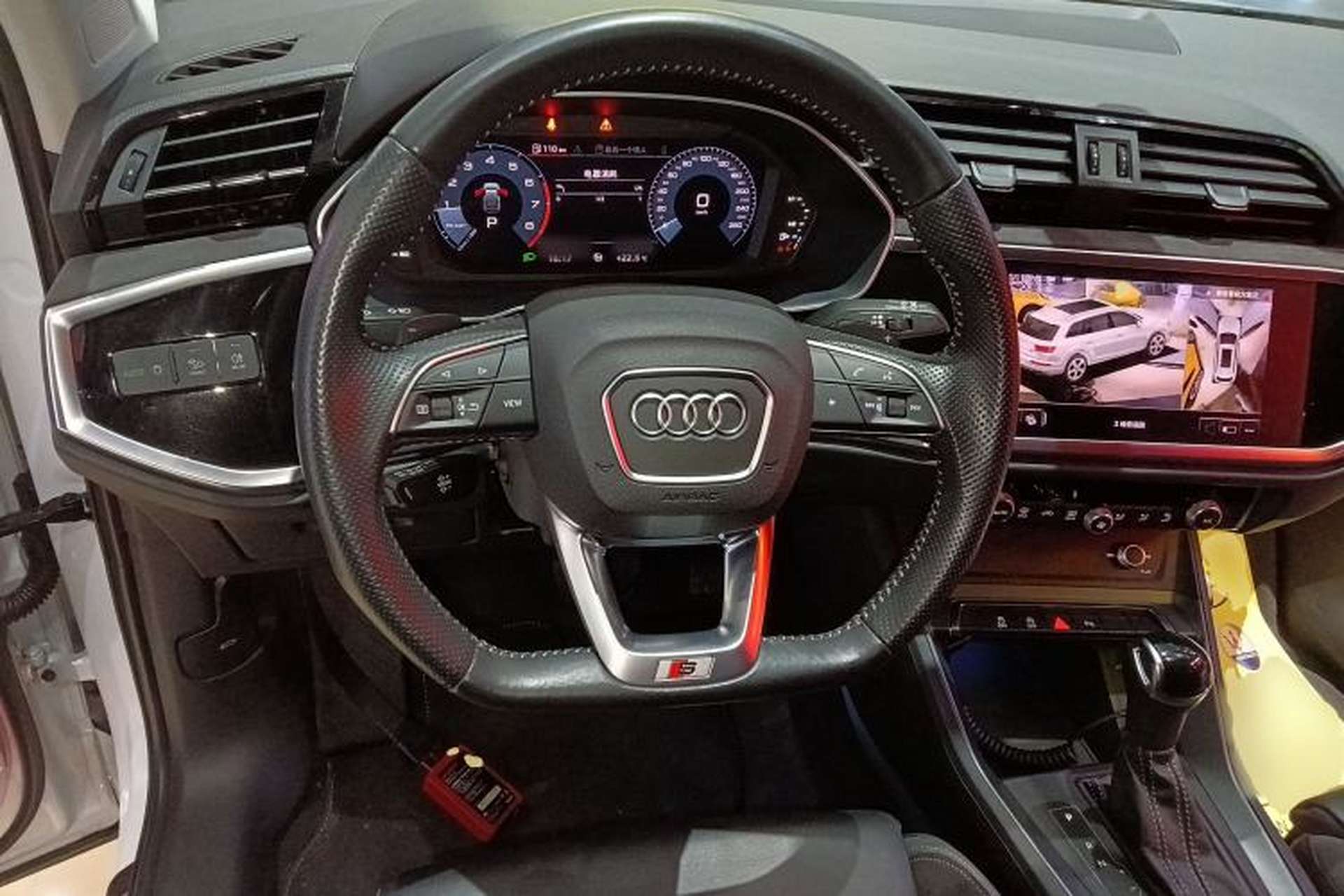 Used Audi Q3 Sportback 2020 40 TFSI Fashion Model Steering Wheel