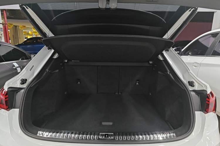 Used Audi Q3 Sportback 2020 40 TFSI Fashion Model Trunk