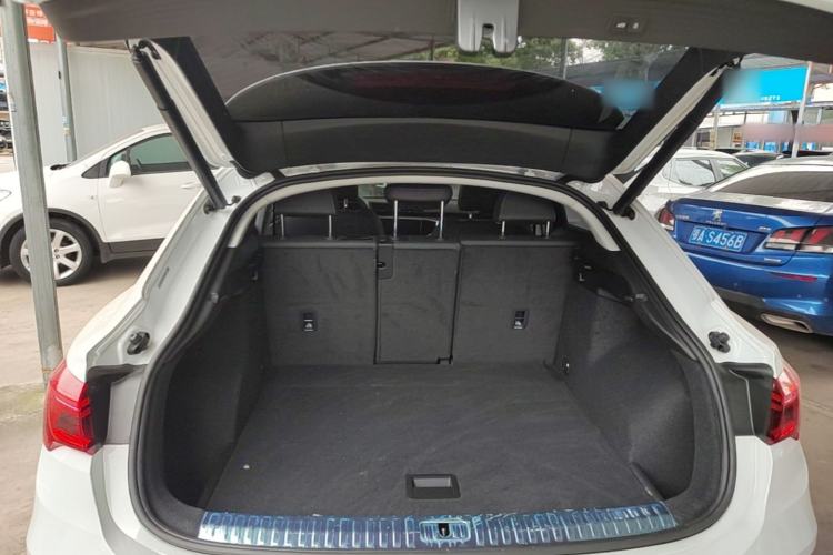 Used Audi Q3 Sportback 2020 40 TFSI Fashion Model Trunk