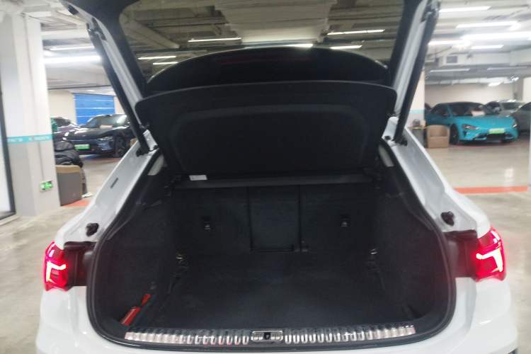 Used Audi Q3 Sportback 2020 40 TFSI Fashion Model Trunk