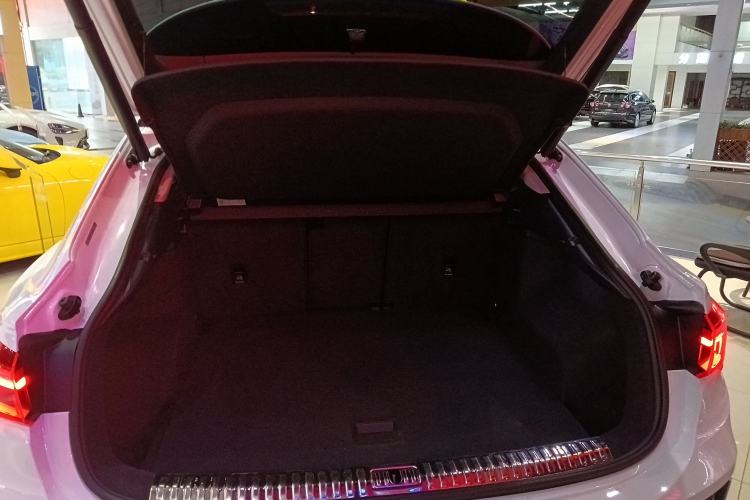 Used Audi Q3 Sportback 2020 40 TFSI Fashion Model Trunk
