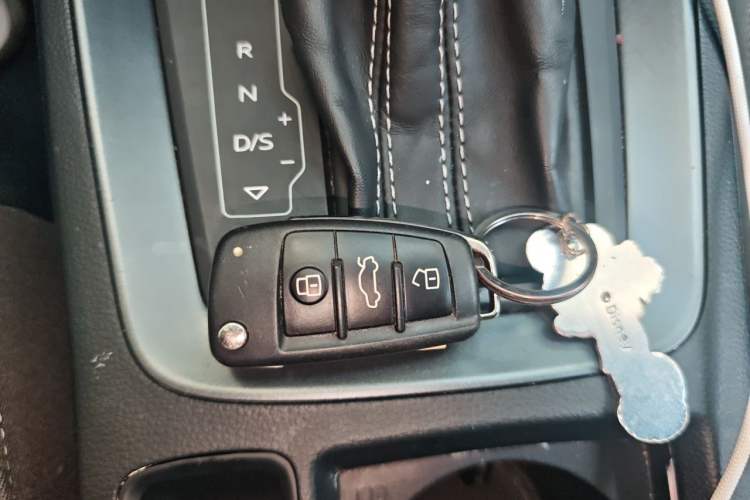 Used Audi Q3 Sportback 2020 40 TFSI Fashion Model Vehicle Key