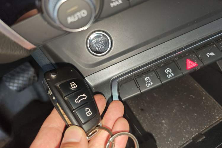 Used Audi Q3 Sportback 2020 40 TFSI Fashion Model Vehicle Key