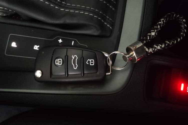 Used Audi Q3 Sportback 2020 40 TFSI Fashion Model Vehicle Key