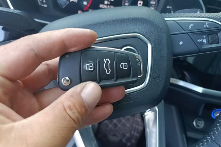 Used Audi Q3 Sportback 2020 45 TFSI quattro Fashion Edition Vehicle Key