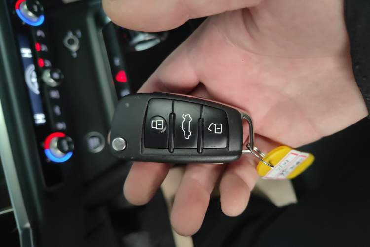 Used Audi Q3 Sportback 2020 40 TFSI Fashion Model Vehicle Key