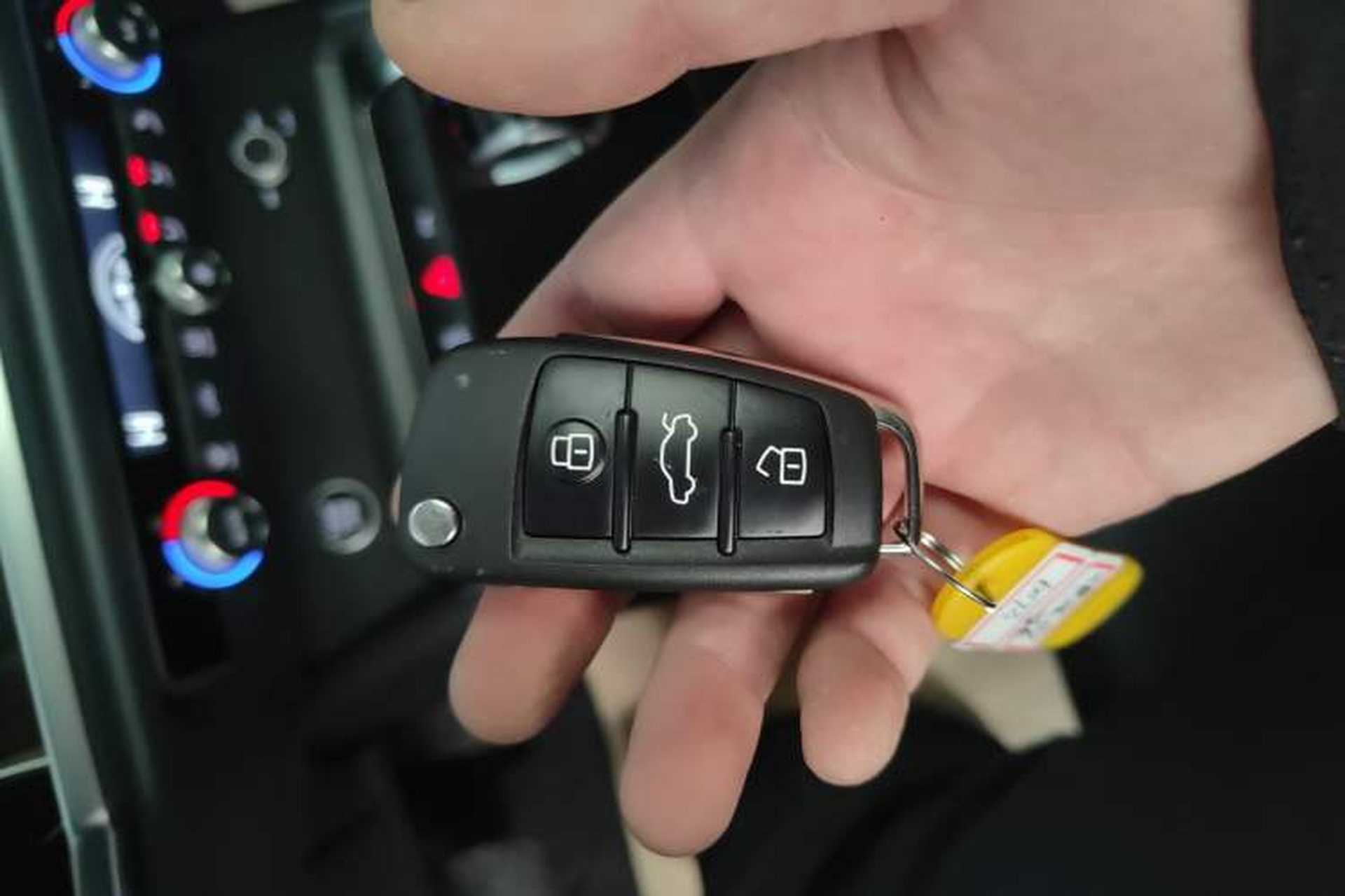 Used Audi Q3 Sportback 2020 40 TFSI Fashion Model Vehicle Key