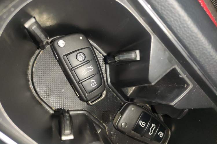Used Audi Q3 Sportback 2020 40 TFSI Fashion Model Vehicle Key