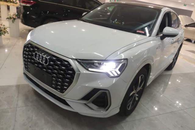 Ojetý Audi Q3 Sportback 2020 40 TFSI Fashion Model