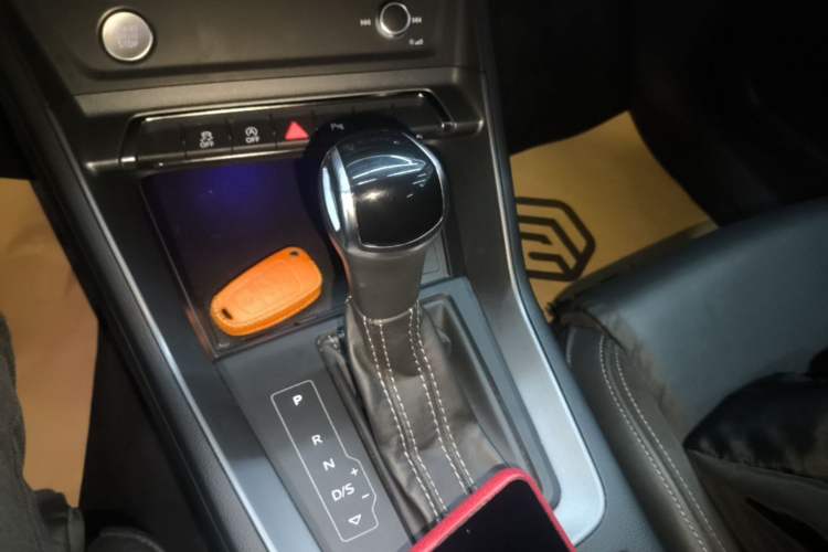 Used Audi Q3 Sportback 2020 40 TFSI Fashion Model Gear Lever