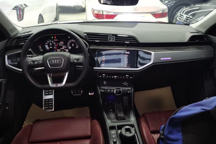 Used Audi Q3 Sportback 2021 40 TFSI Enjoy Life Edition Center Console