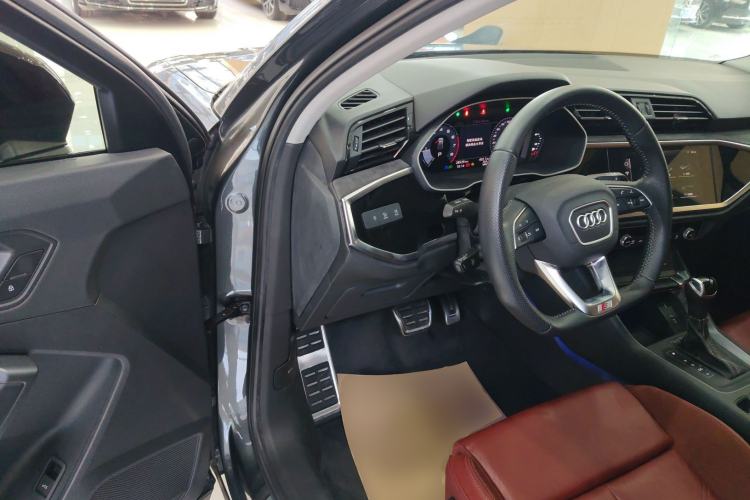 Used Audi Q3 Sportback 2021 40 TFSI Enjoy Life Edition Driver Seat