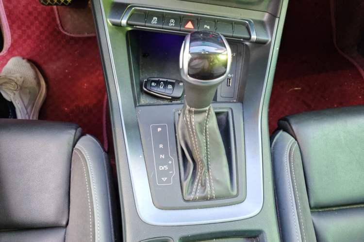 Used Audi Q3 Sportback 2021 40 TFSI Enjoy Life Edition Gear Lever