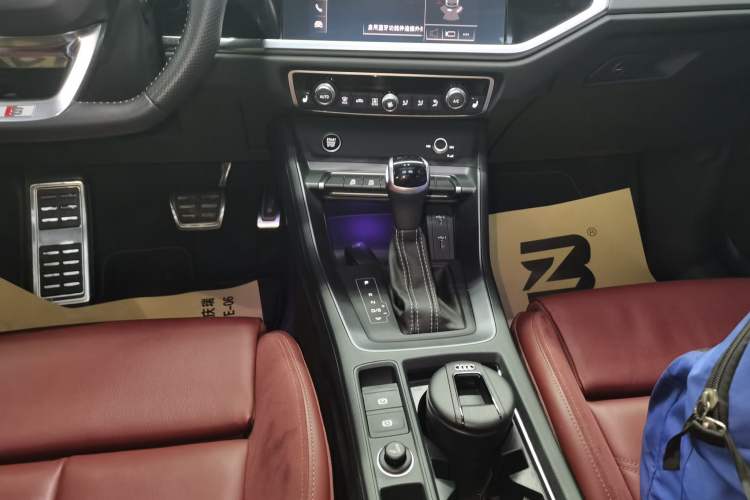 Used Audi Q3 Sportback 2021 40 TFSI Enjoy Life Edition Gear Lever