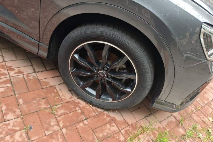 Used Audi Q3 Sportback 2021 40 TFSI Enjoy Life Edition Right Front Wheel Hub