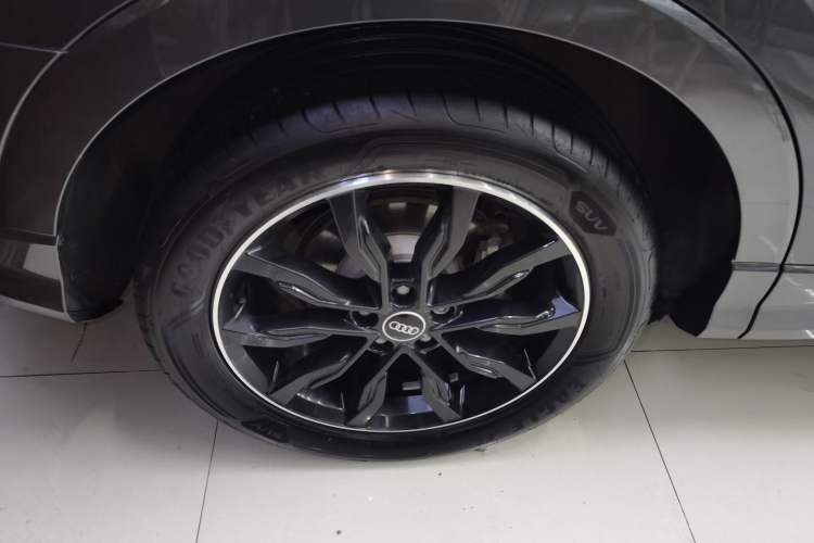 Used Audi Q3 Sportback 2021 40 TFSI Enjoy Life Edition Right Rear Wheel Hub