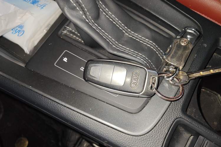Used Audi Q3 Sportback 2021 40 TFSI Enjoy Life Edition Vehicle Key