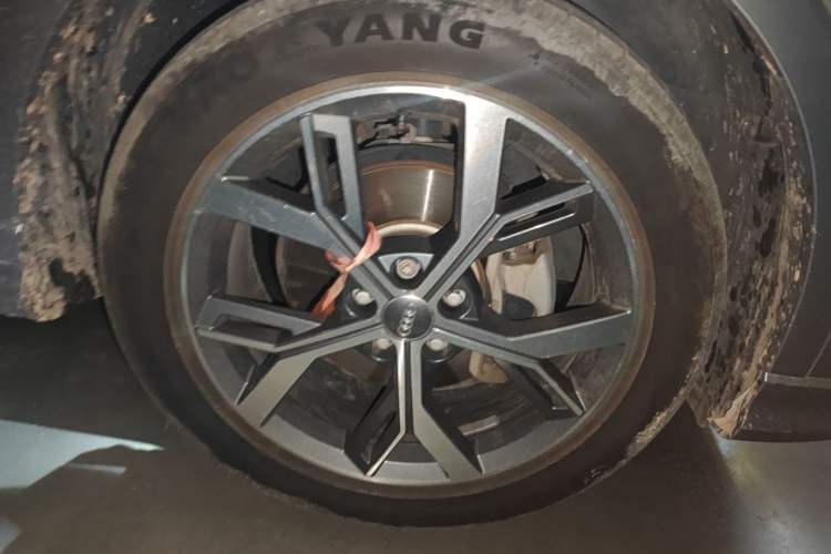 Used Audi Q3 Sportback 2021 40 TFSI Enjoy Life Edition Right Front Wheel Hub